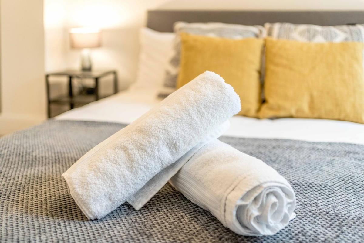 Stunning 1 Bed Luxury Garden * Londra