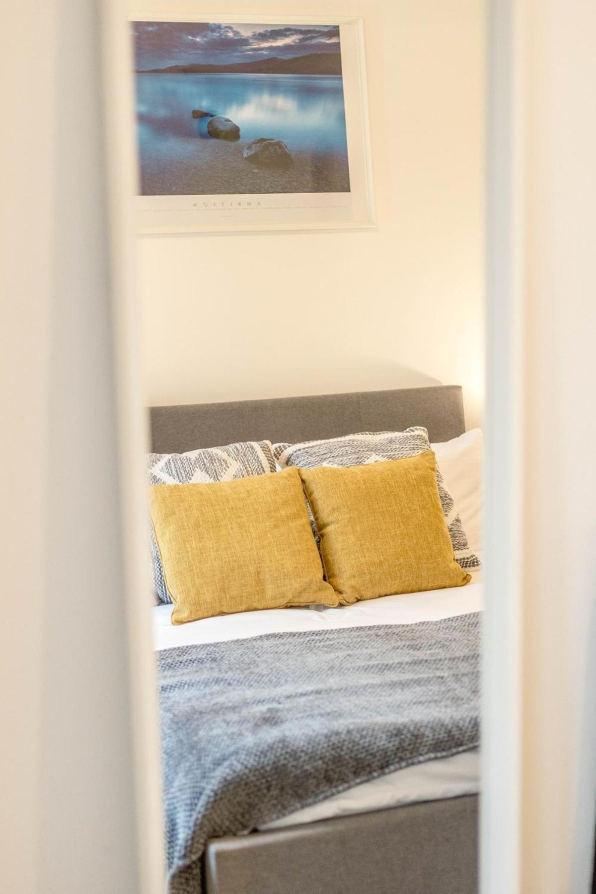 Stunning 1 Bed Luxury Garden * Londra